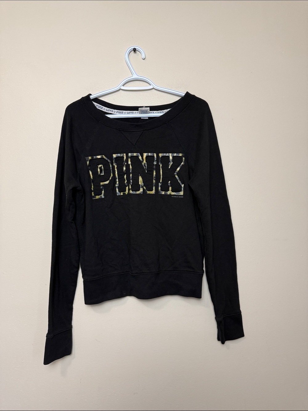 PINK y2k Victoria's Secret Black Crewneck Sweatshirt with Camo Lettering size M